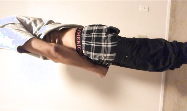 Sagging in My Bedroom - SexySaggerYo