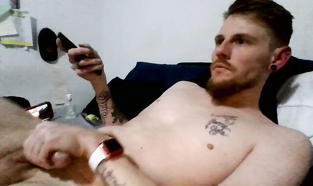 Almost caught being supah-ultra-kinky and masturbating my massive fuckpole