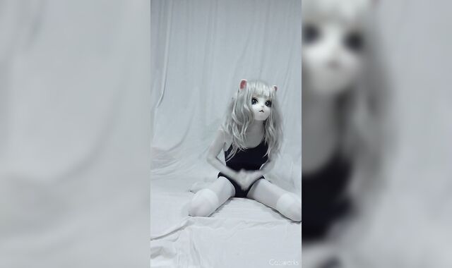 Kigurumi Zentai Cat Clothed In Swimsuits Blows A Load 2 Times
