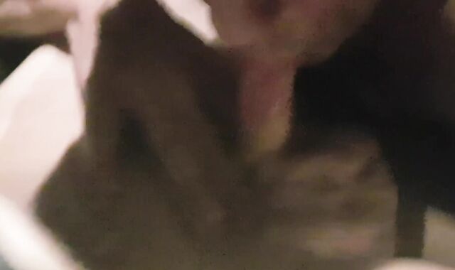 Er will mich unbedingt Blasen