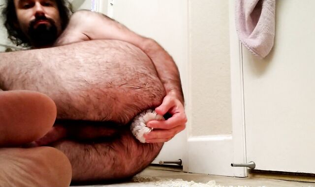 EXTREME toilet brush booty shag: insane cub nails own hungry penetrate-slot with rest room brush all the way in