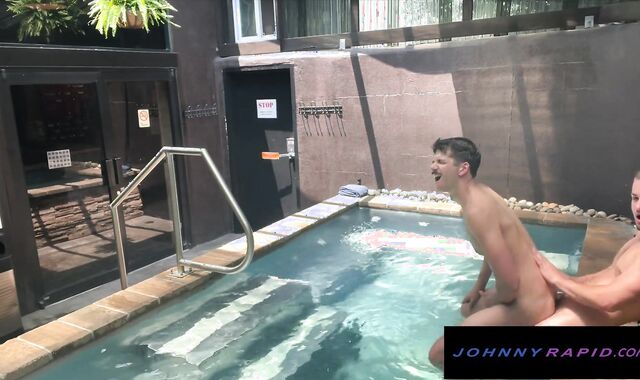 Jock Jonah Wheeler Public Crimson-Red-Hot Tub Fucking - Jonah Wheeler - JohnnyRapid