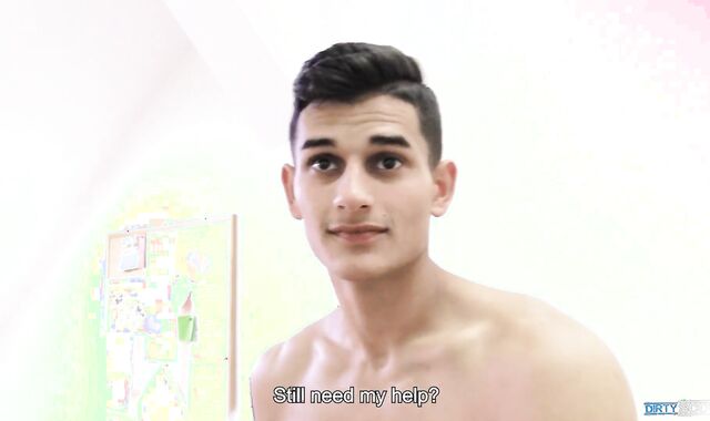 BigStr - He Works As A Car Mechanic But The Money Is Not Enough So He Takes A Schlong For Extra Currency