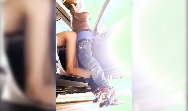 DUDE GETS DICKED IN PUBLIC BY MIND-BLOWING THICK EBONY SPUNK-PUMP