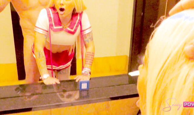 BEHIND-THE-VIGNETTES POINT OF GLANCE hook-up with uber-handsome latina CD Audrey Maffia