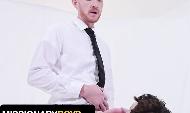 Bishop Brody Kayman Whips His Immense Fellow Spunk-Pump Out And Makes Very First-Timer Teenie Inhale It - Missionary Men