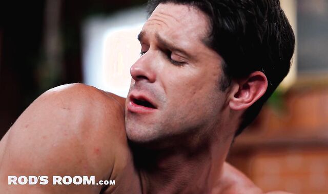 Intercourse-Positive Bear Devin Franco Boinked By Muscle - Derek Kage, Devin Franco - RodsRoom