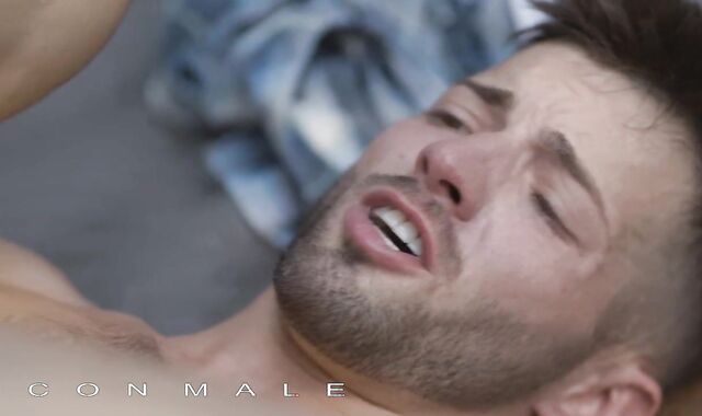 ICON MASCULINE - Twinky Casey Everett Prizes His Coach Lance Charger By Suggesting His Pink Cigar-Squashing Backside