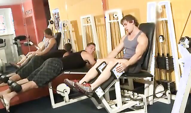 Exercise spears pound Inwards A Gym