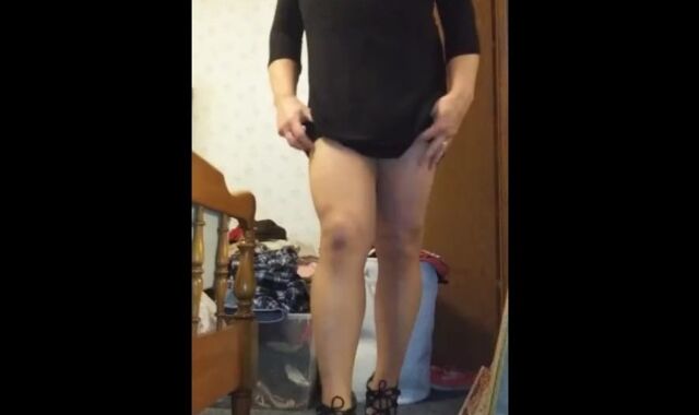 Toe Pointing crossdresser for a fan! Glorious Sissy Feet