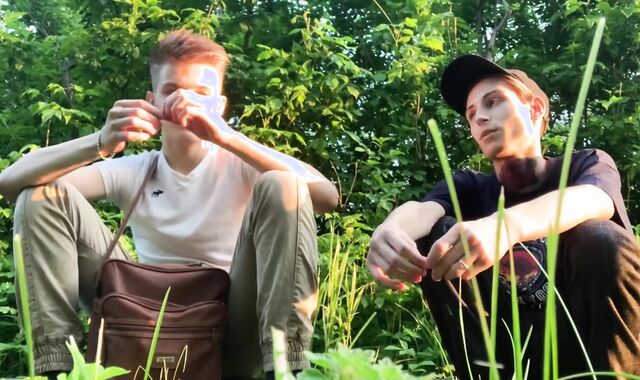 Help A Pal In The Woods