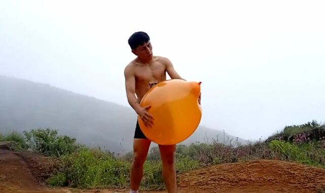 a looner in the mountain