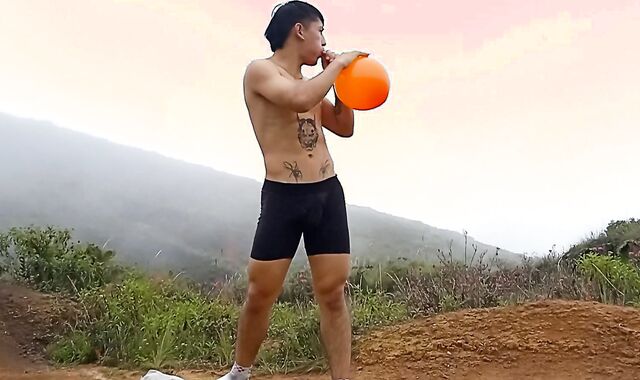 a looner in the mountain