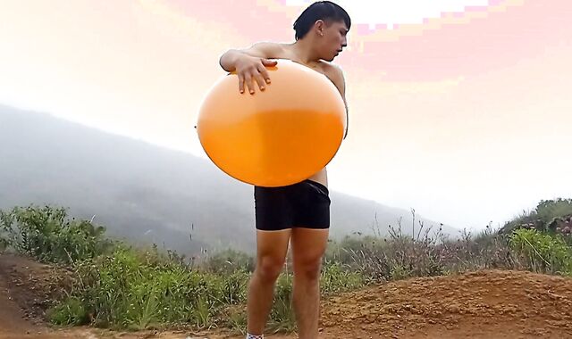 a looner in the mountain