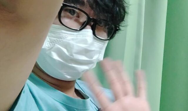 Amateur/Individual Vids I'm going to be a little daring and show my face and fap off. Check it out