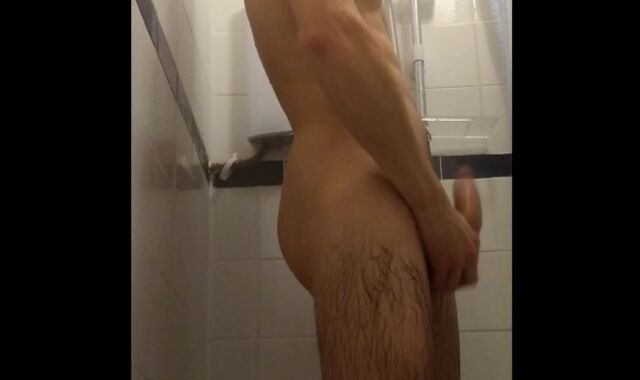 Shower solo getting off
