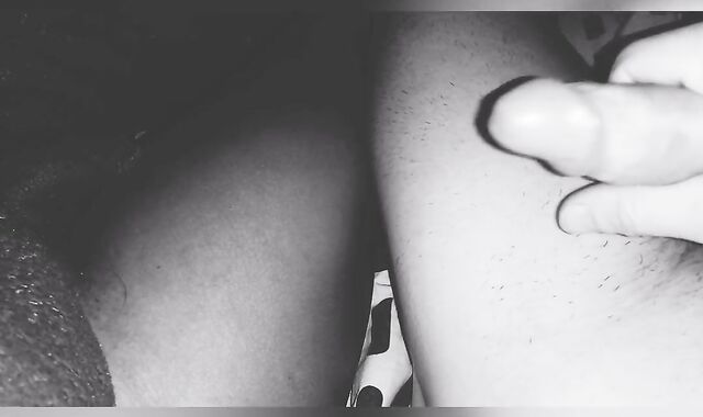 Bayron se masturba para porn hub parte 1