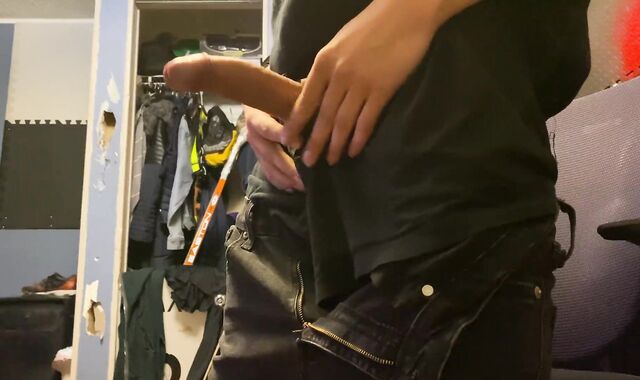 Standing Up Delectations