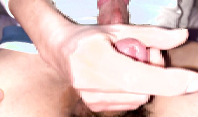 A super-steamy helmet match between college students who have just graduated from high school