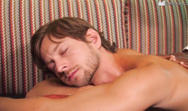 Adorable Jock Rides Butler's Big Dark-Hued Chisel