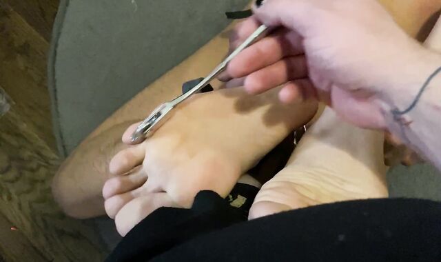 ULTRA-SUPER-CUTE FEM YOUNGSTER GETS DRILLED BY ENORMOUS TOY, GETS FEET TICKLED