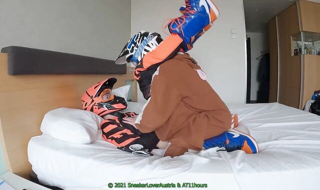 Silver-Blondie BOYFRIEND porks me in Fox MX with snowboard boots