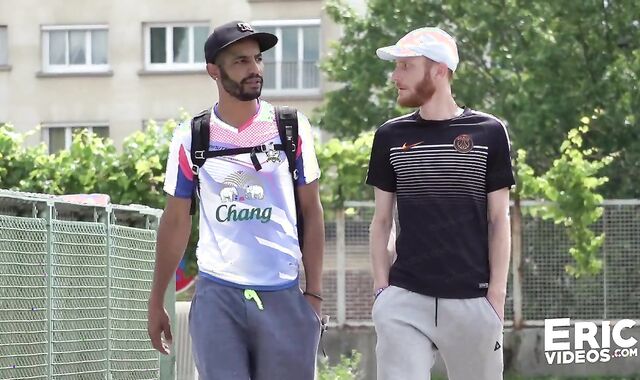 Tahar Le Marocain Avec Sa Dulcinée [Flokossama]