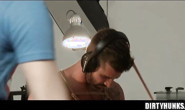 Muscle faggot trio-some And cum stream