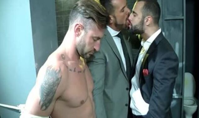 Caleb Roca & Denis Vega Paco - 101 Things To Do With A Homosexual-For-Pay twink