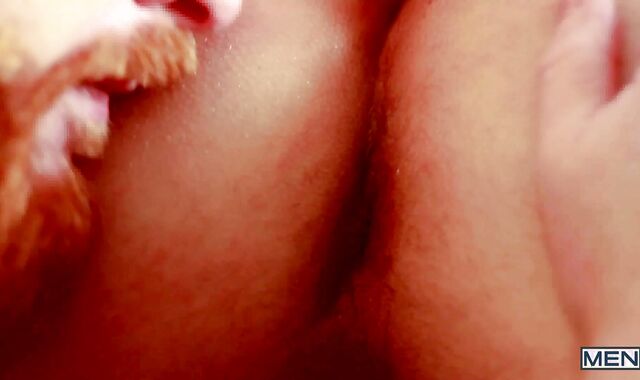 uber-uber-cute-looking twunk - Dirk Caber with John Magnum backdoor Nail