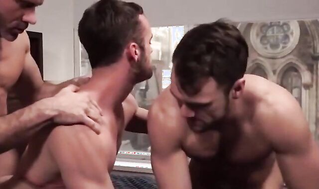 fag men receive Caught whilst striking