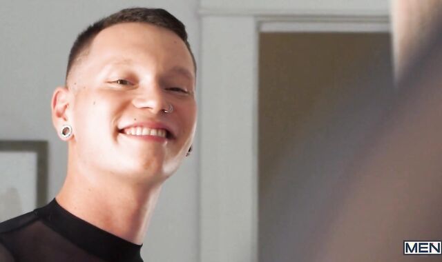 Penetrate My Fuck Hole: Wedging rock hard & tatted american faggot Darenger