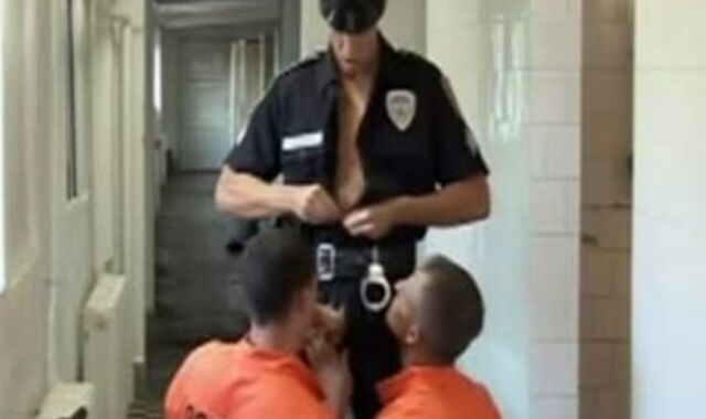 trio-some Entre Reclusos Y Policia