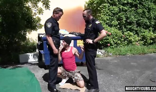 Tat homo threeway And Facial Cumshot jizz