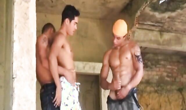 bulky Latinos homosexual three