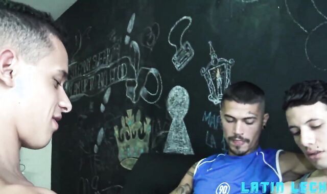 three way Morboso Con Vicio