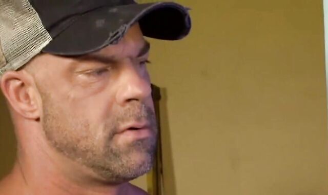 threeway Face-Sitting & Peeing