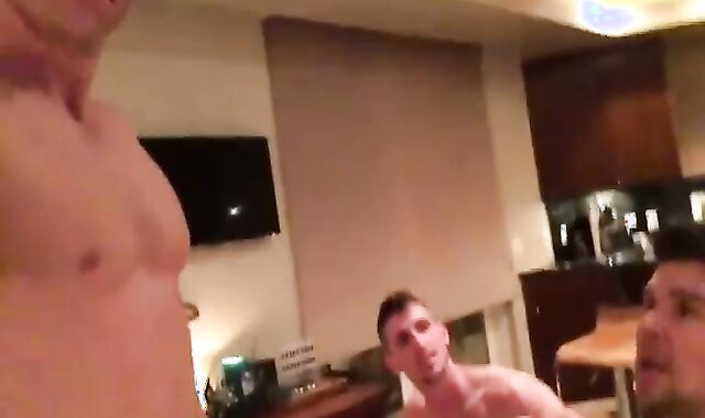 phat CMen Trio Way On web camera