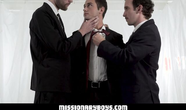 Draped unshaved males Have A moist 3 way