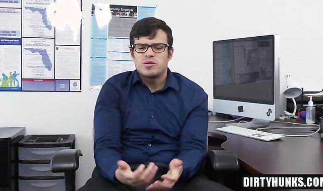 Muscle fag 3 way With Facial cumshot