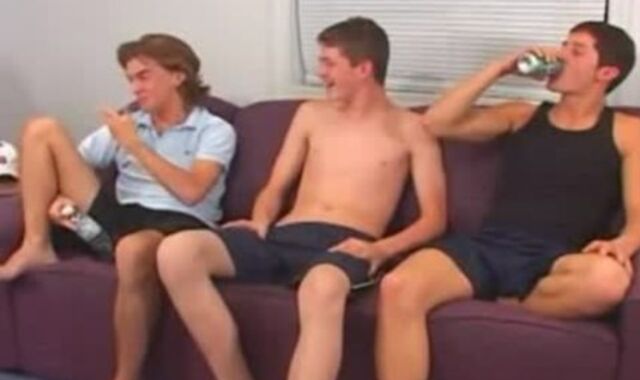 trio pretty fellows 18yo unprotected Munch man gravy