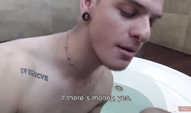 gay males In The Pool, Theesome