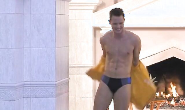 EC - Coming Out (SauVage)