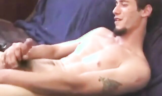 teen males 3 way wanking & engulfing