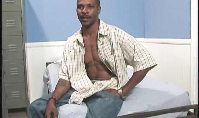 non-professional White chap receives crew-nailed By darksome guys