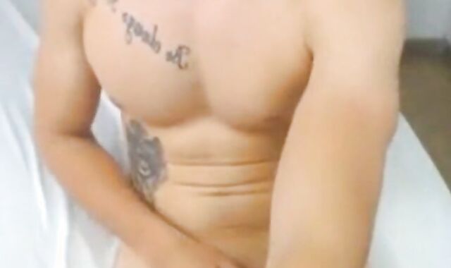 Colombian Fingering his Hole