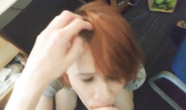 Pretty trans girl takes a facial