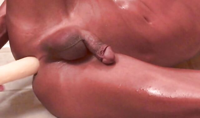 Fucking and fisting myself