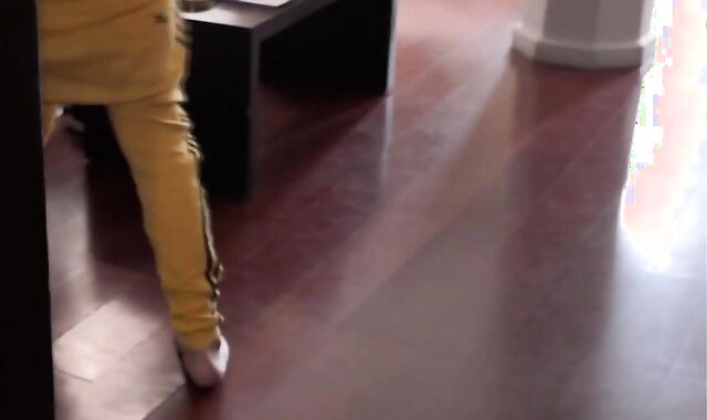 Rubber-free-for-all Me Parent - Hawt Daryl plumb-festival in the sofa