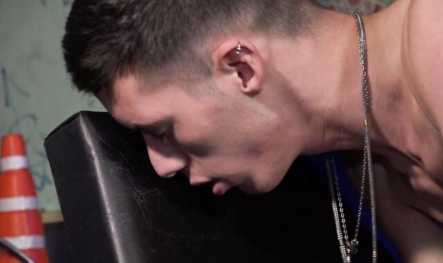 Without a condom Me Father - Daryl pounded by immense meatpipe daddy